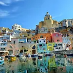 Monoblue Procida